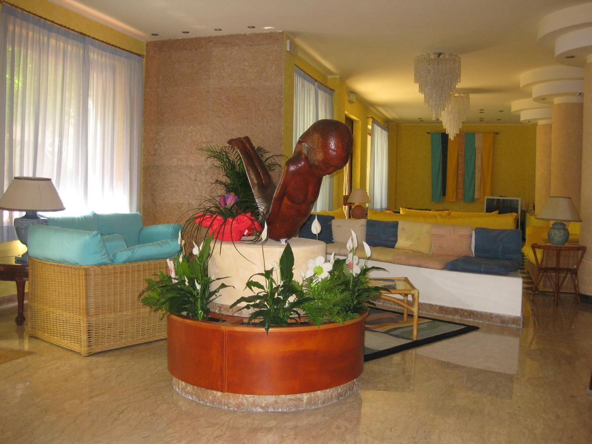 Hotel Silvi Сільві-Марина Екстер'єр фото